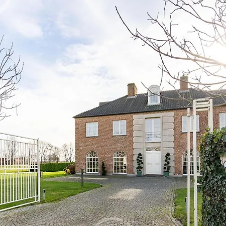 Willa Blauw Aan Zee De Panne